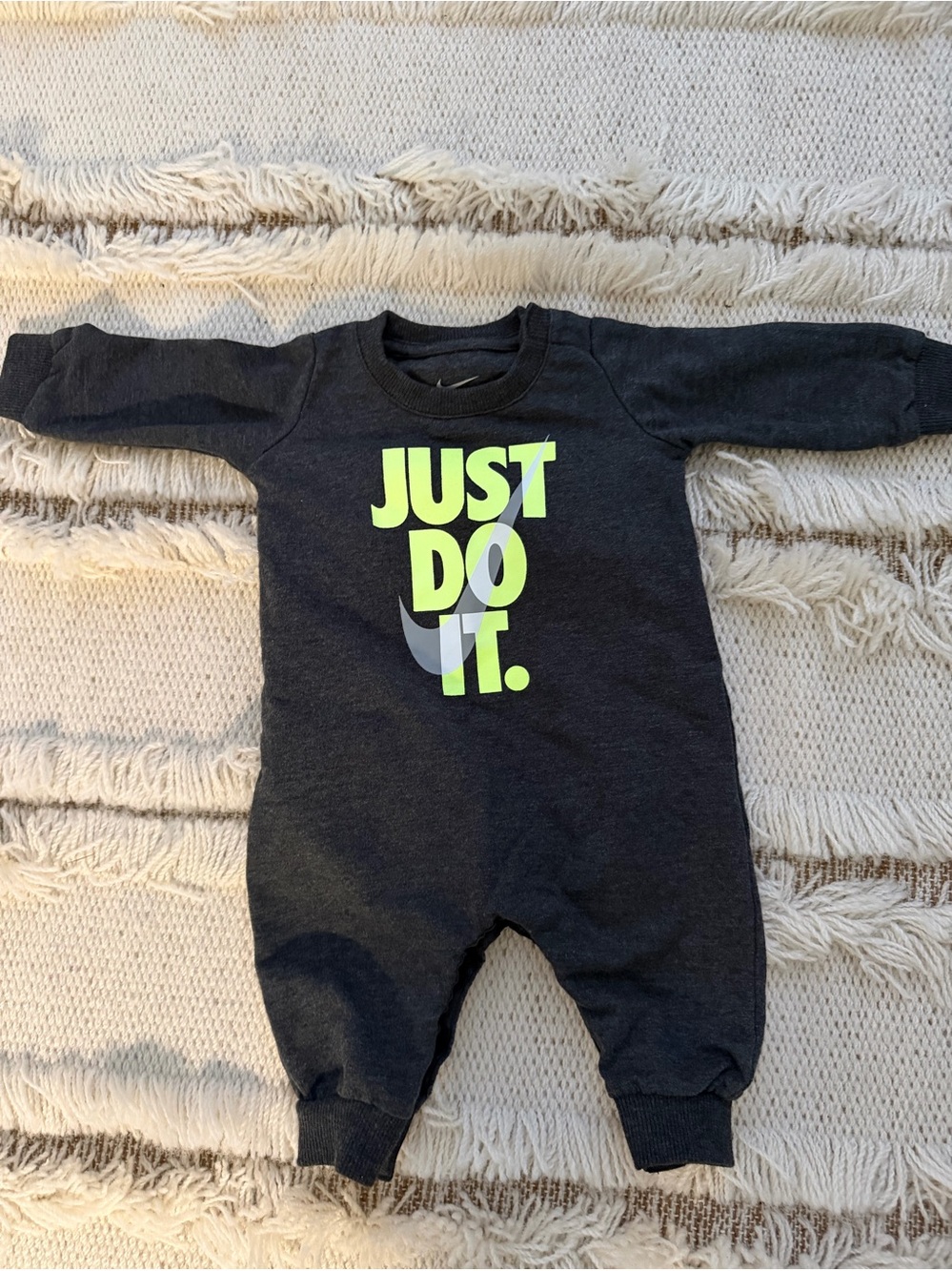 Nike Kids Charcoal One-Piece with Neon Yellow 'Just Do It.' Logo Sz 0-3mos